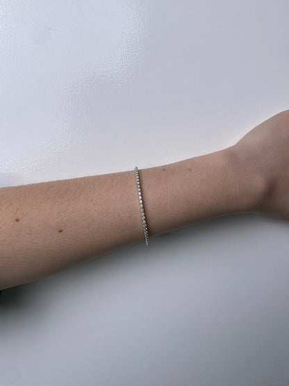 14KW 1.5ctw Dia Flex Bangle