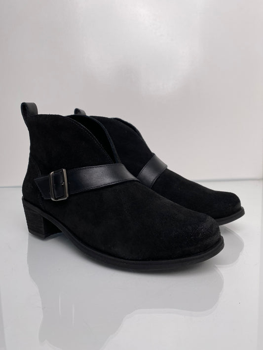 Ugg Black Belted Ankle Boots, 8