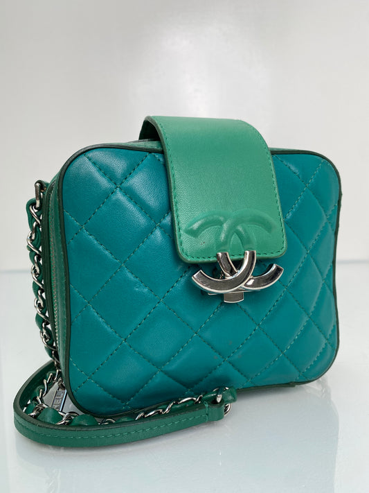 Chanel Green Lambskin Box Camera Crossbody Bag SHW