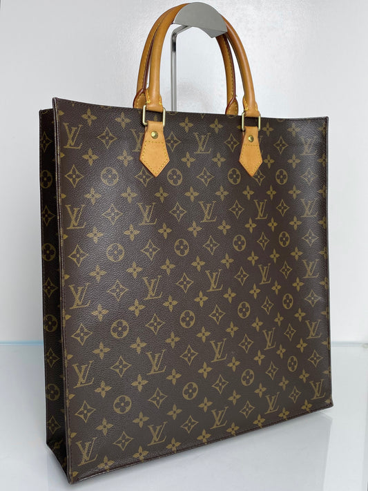 Louis Vuitton Monogram Le Sac Plat Bag GHW