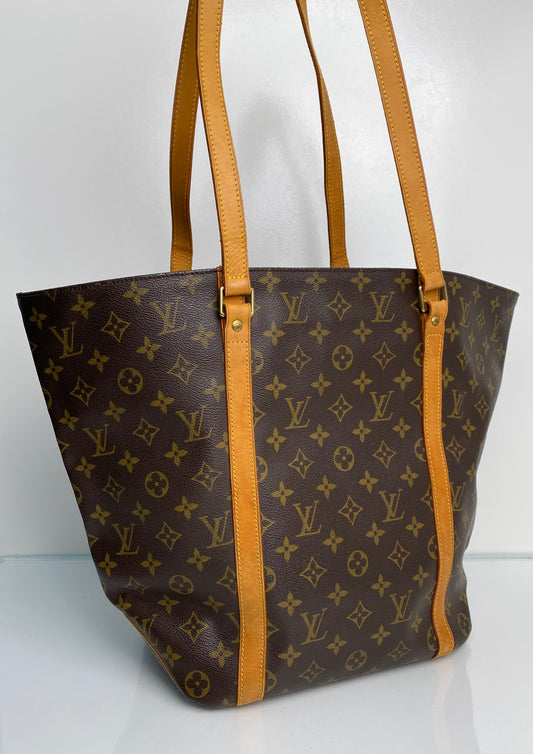 Louis Vuitton Monogram Le Sac Tote