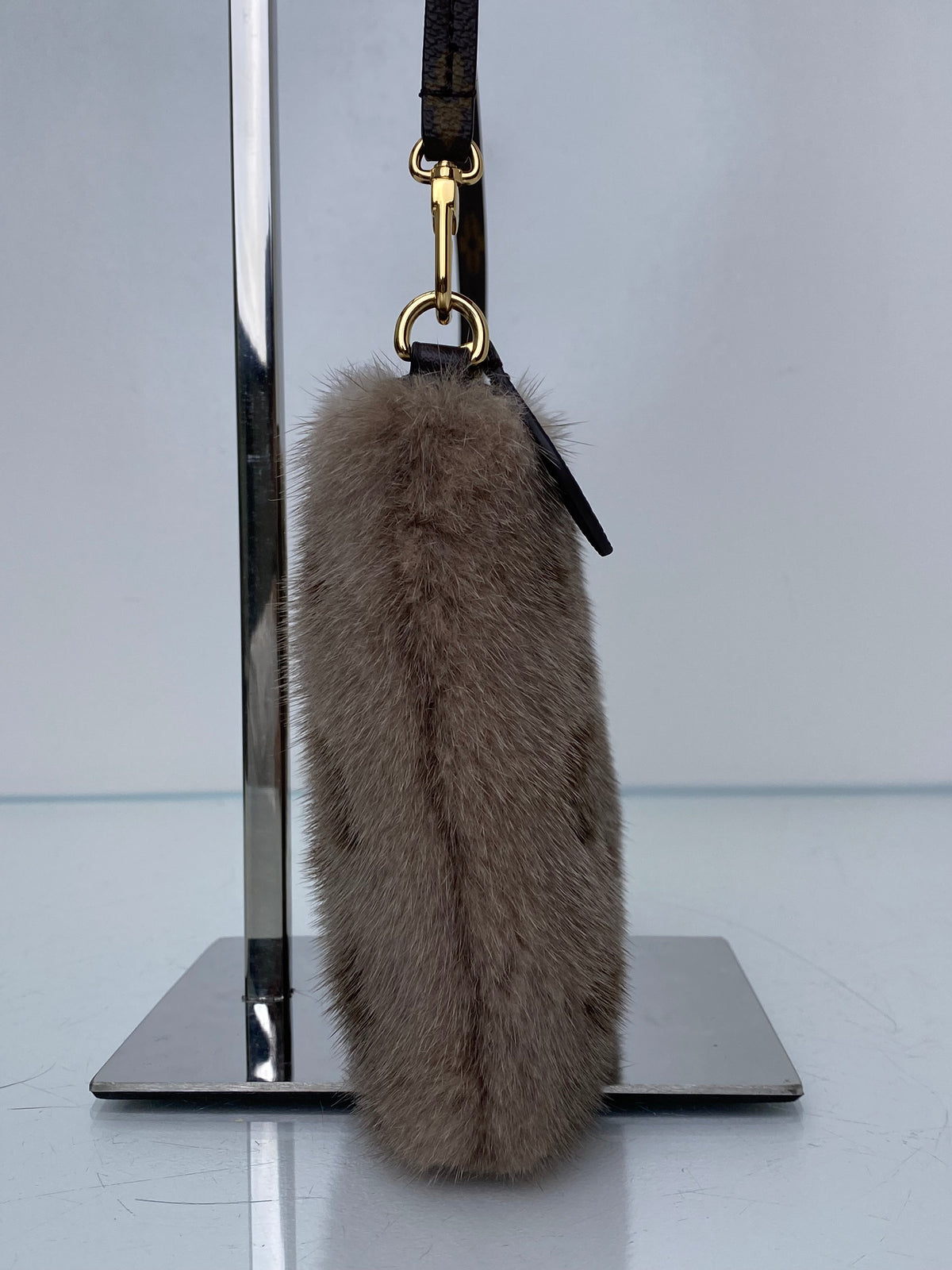 Louis Vuitton Brown Monogram Mink Neo Pochette Milla Bag GHW