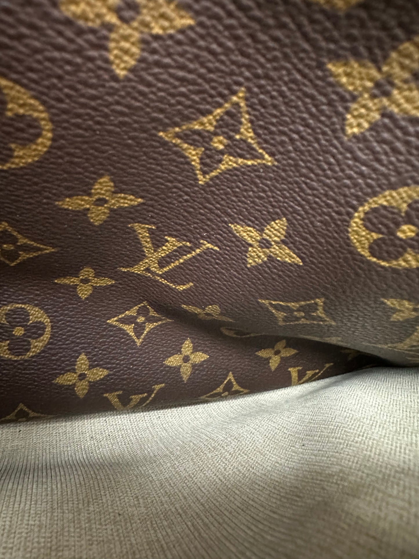 Louis Vuitton Monogram Deauville Bag