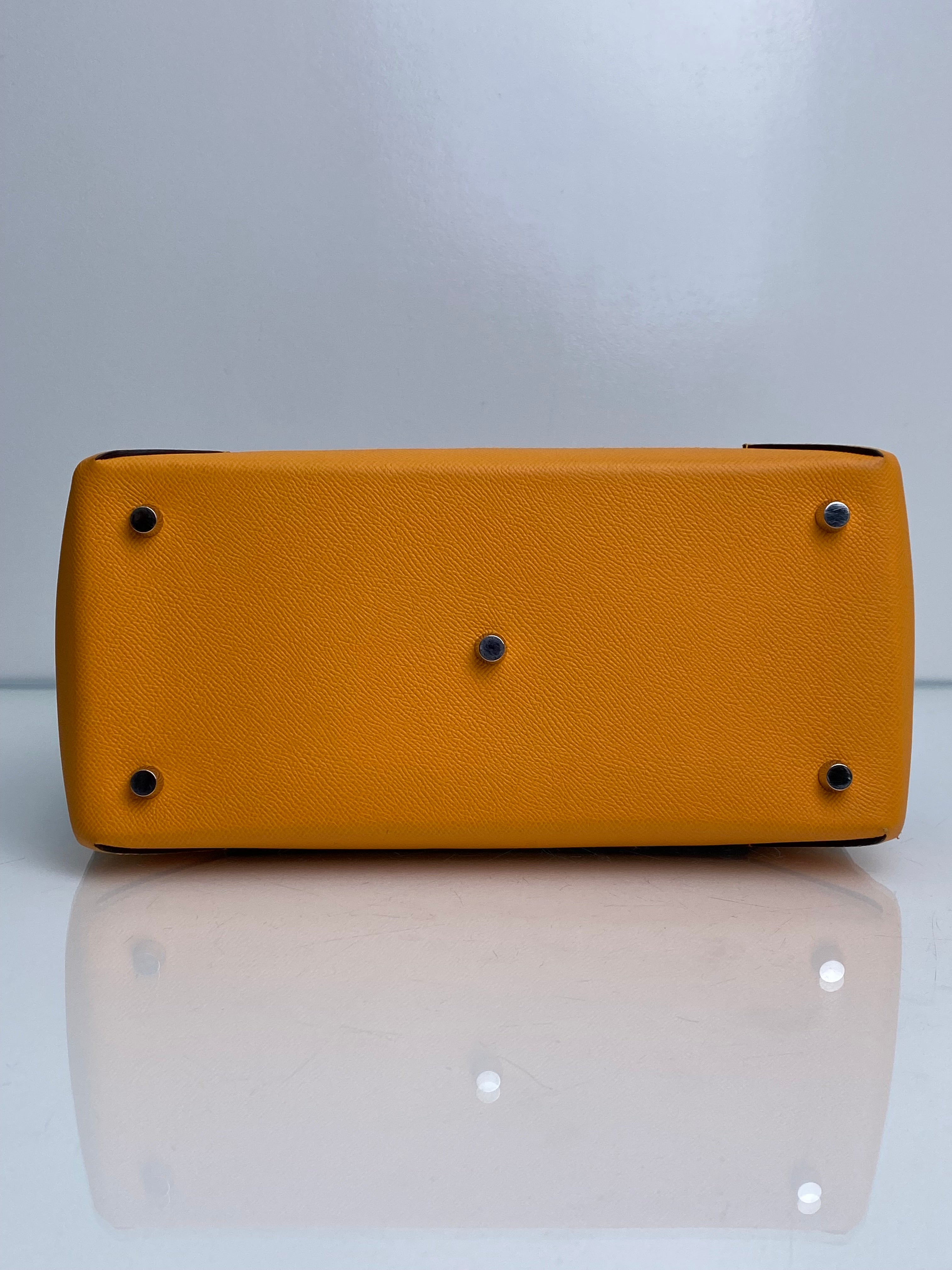 Hermes Mailbox Cabas Ginpaku Gris Yellow Evercolor