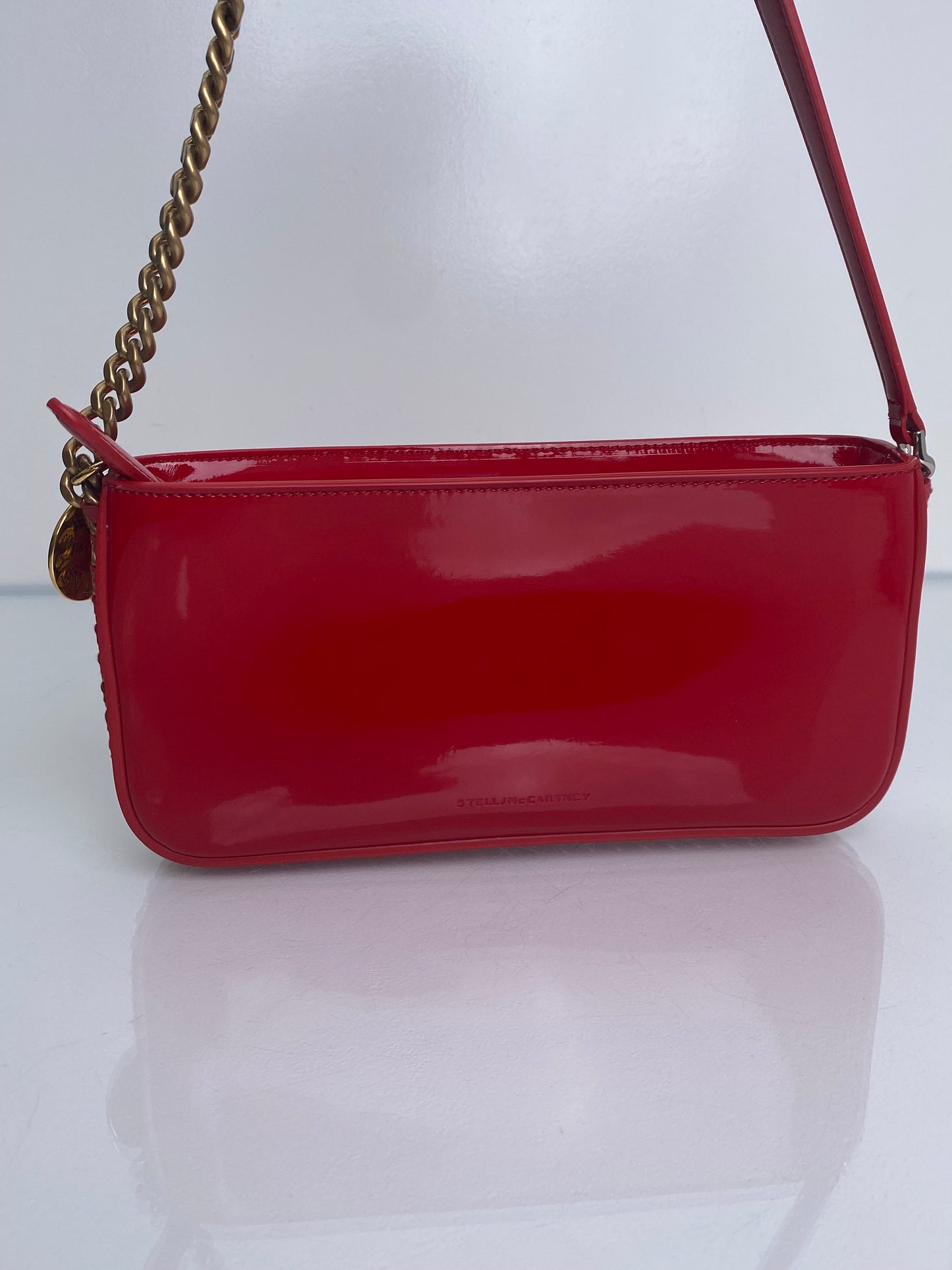Stella McCartney Red Frayme Patent Faux Leather Shoulder Bag TTHW