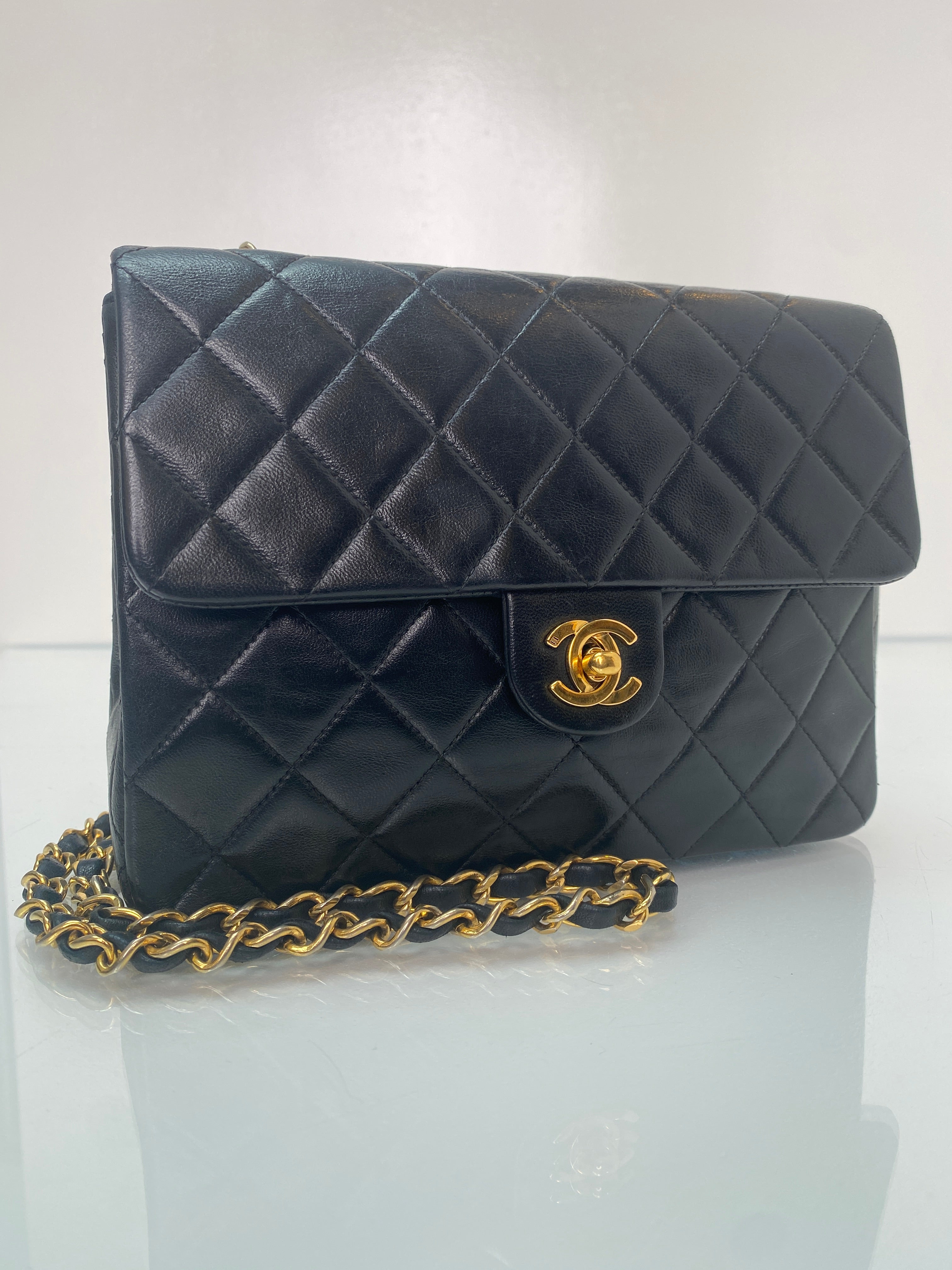 【ヴィンテージ】Rank:S☆Chanel Black Series14 Classic Flap Chanel Black Vintage Maxi Classic Flap Bag ○ Labellov