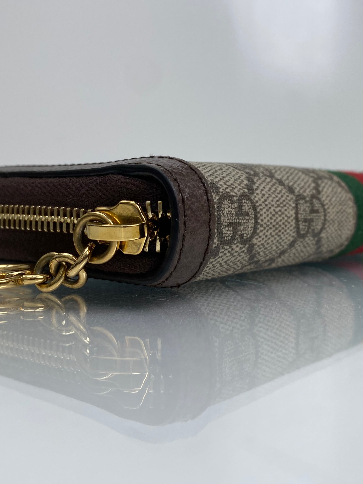 Gucci GG Supreme Webstripe Wallet GHW