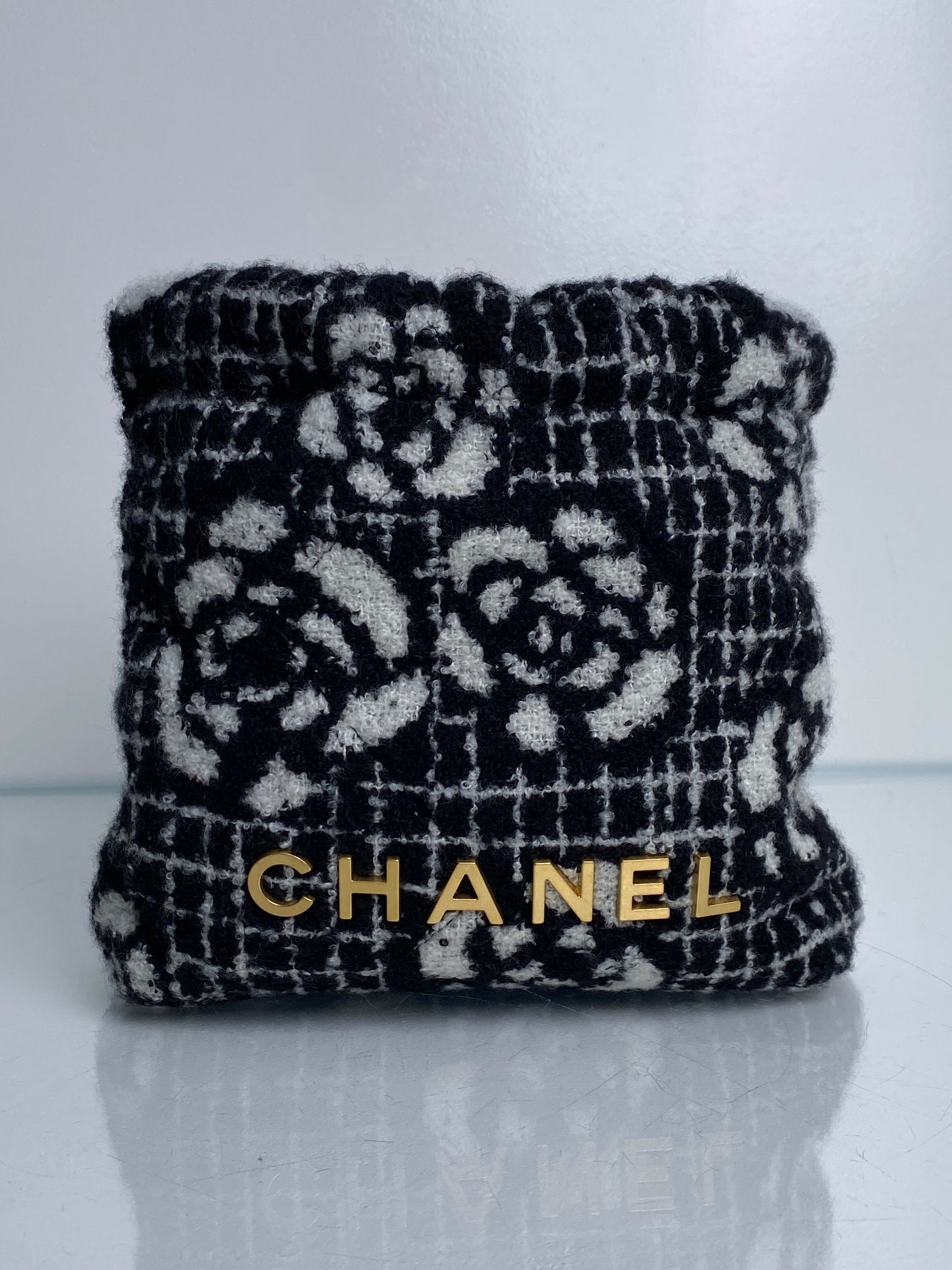 Chanel 22 Mini Black/White Tweed Camellia Bag GHW