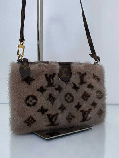 Louis Vuitton Brown Monogram Mink Neo Pochette Milla Bag GHW