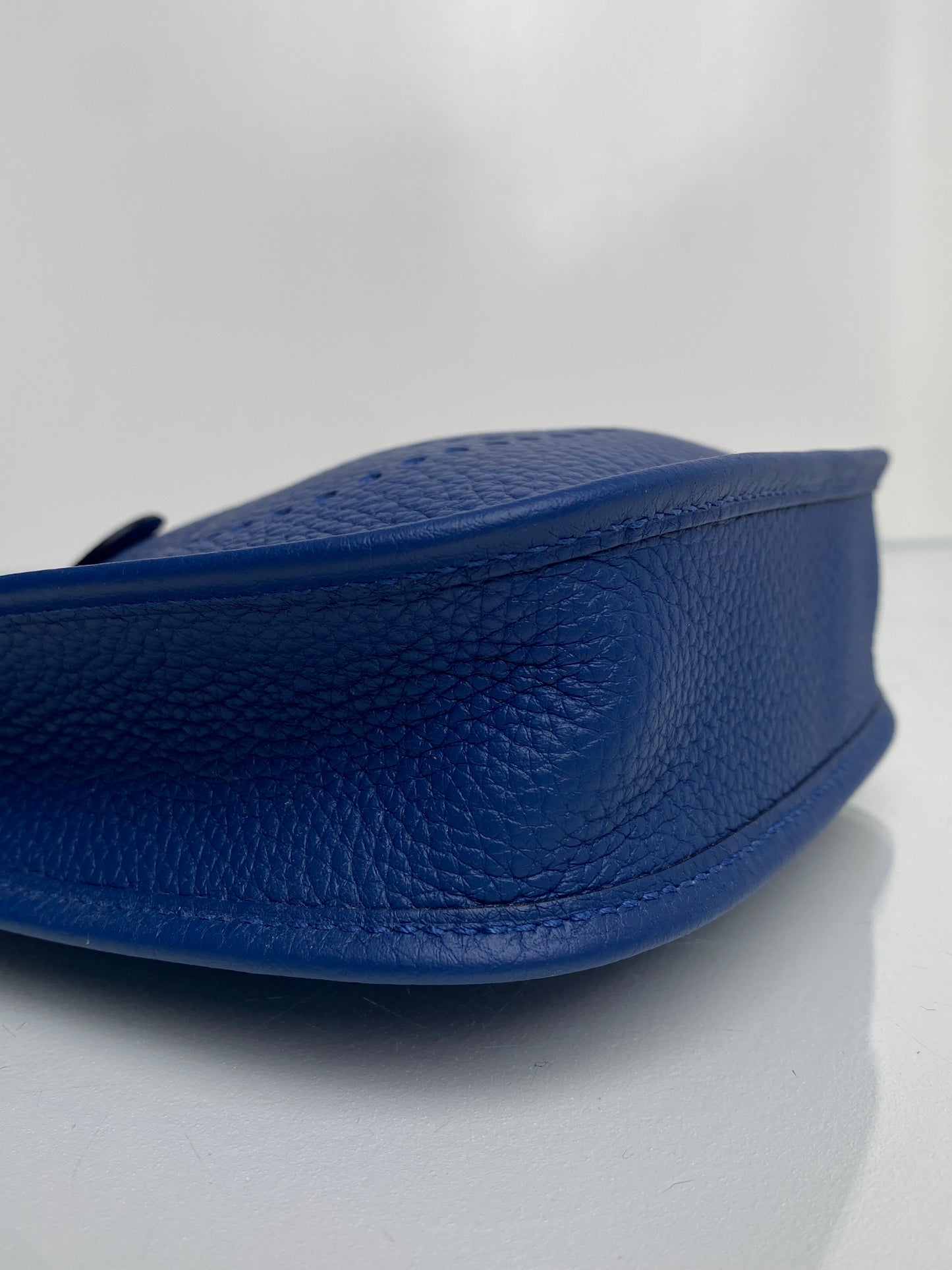 Hermes Evelyne TPM Bleu Tie Clemence PHW