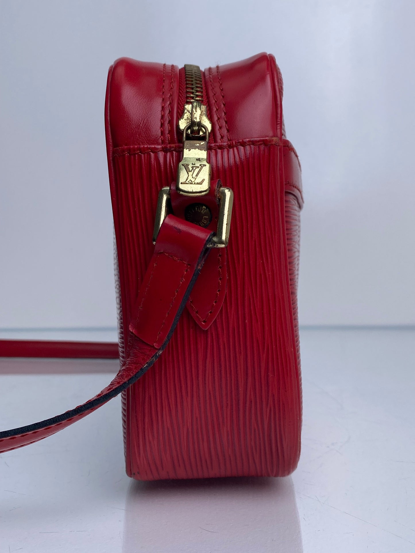 Louis Vuitton Trocadero Red Epi Leather GHW