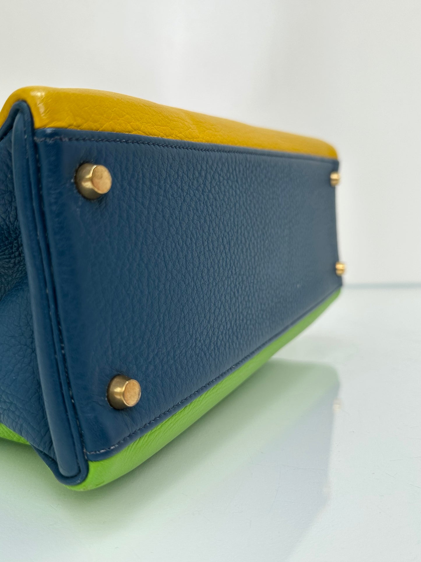 Hermes Kelly 32 Vert Cru, Jaune, and Blue Thalassa Clemence GHW #G