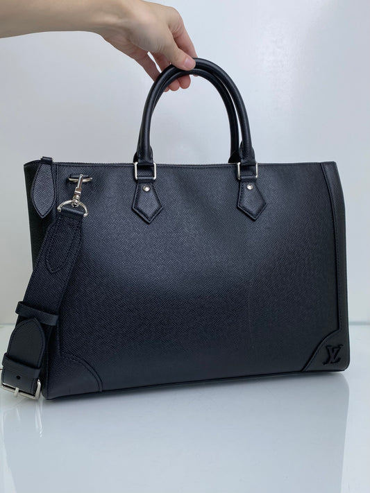 Louis Vuitton Black Taiga Slim Briefcase SHW
