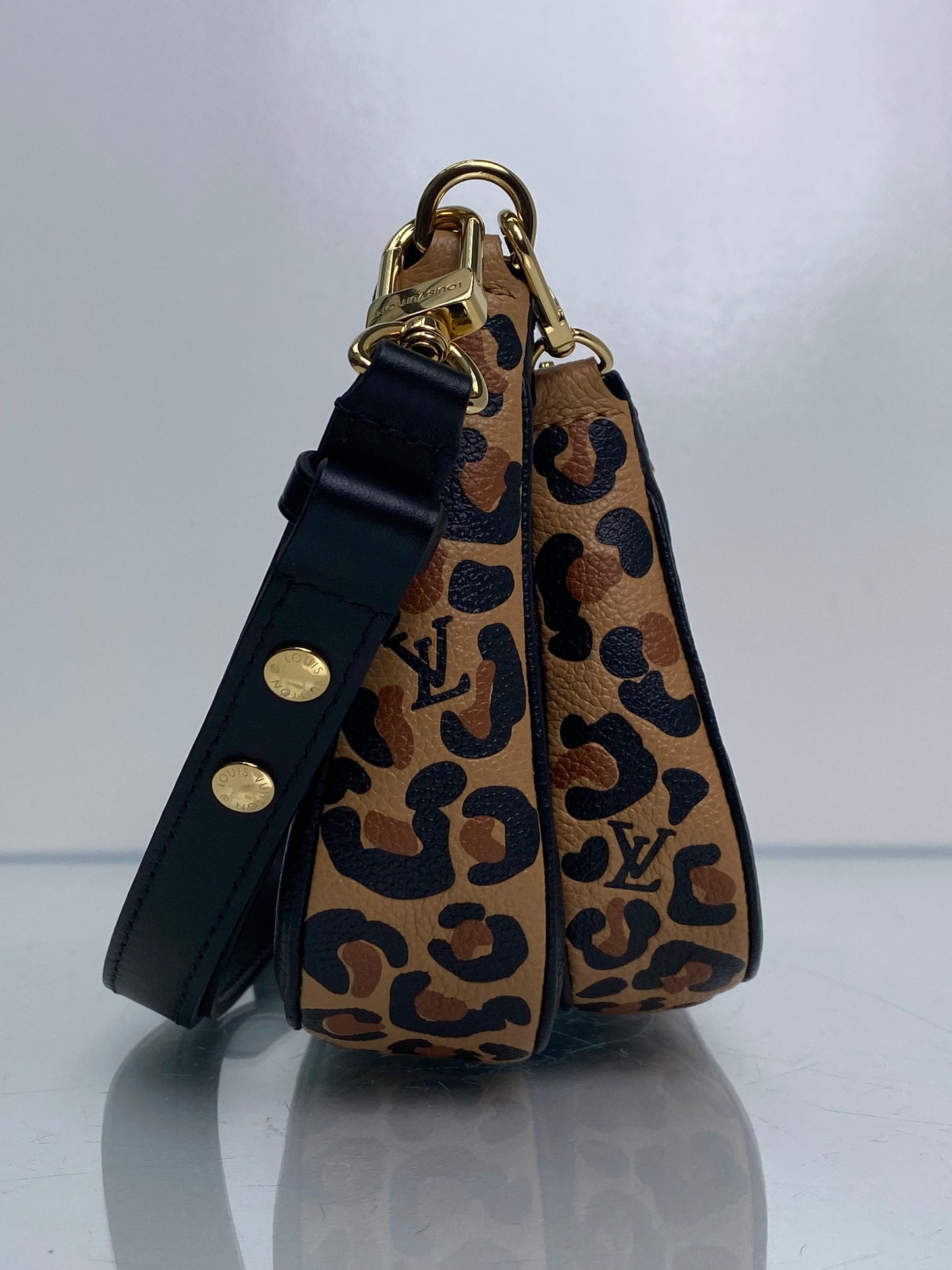 Louis Vuitton Black & Cheetah Giant Monogram Empreinte Multipochette Bag GHW