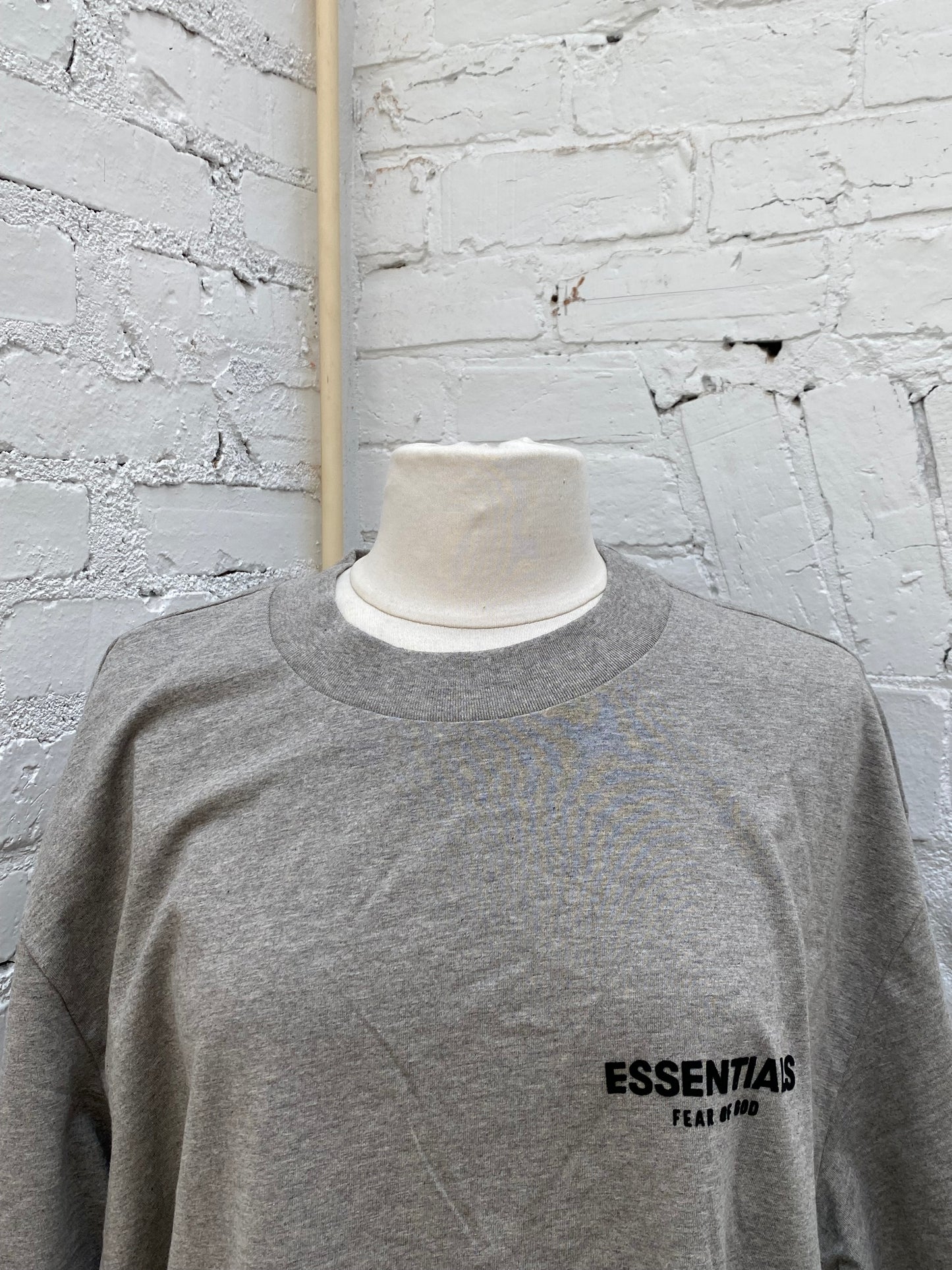Essentials Fear of God Grey T-Shirt, M