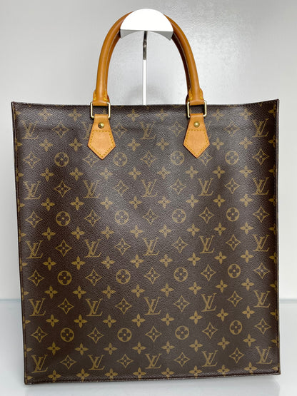 Louis Vuitton Monogram Le Sac Plat Bag GHW