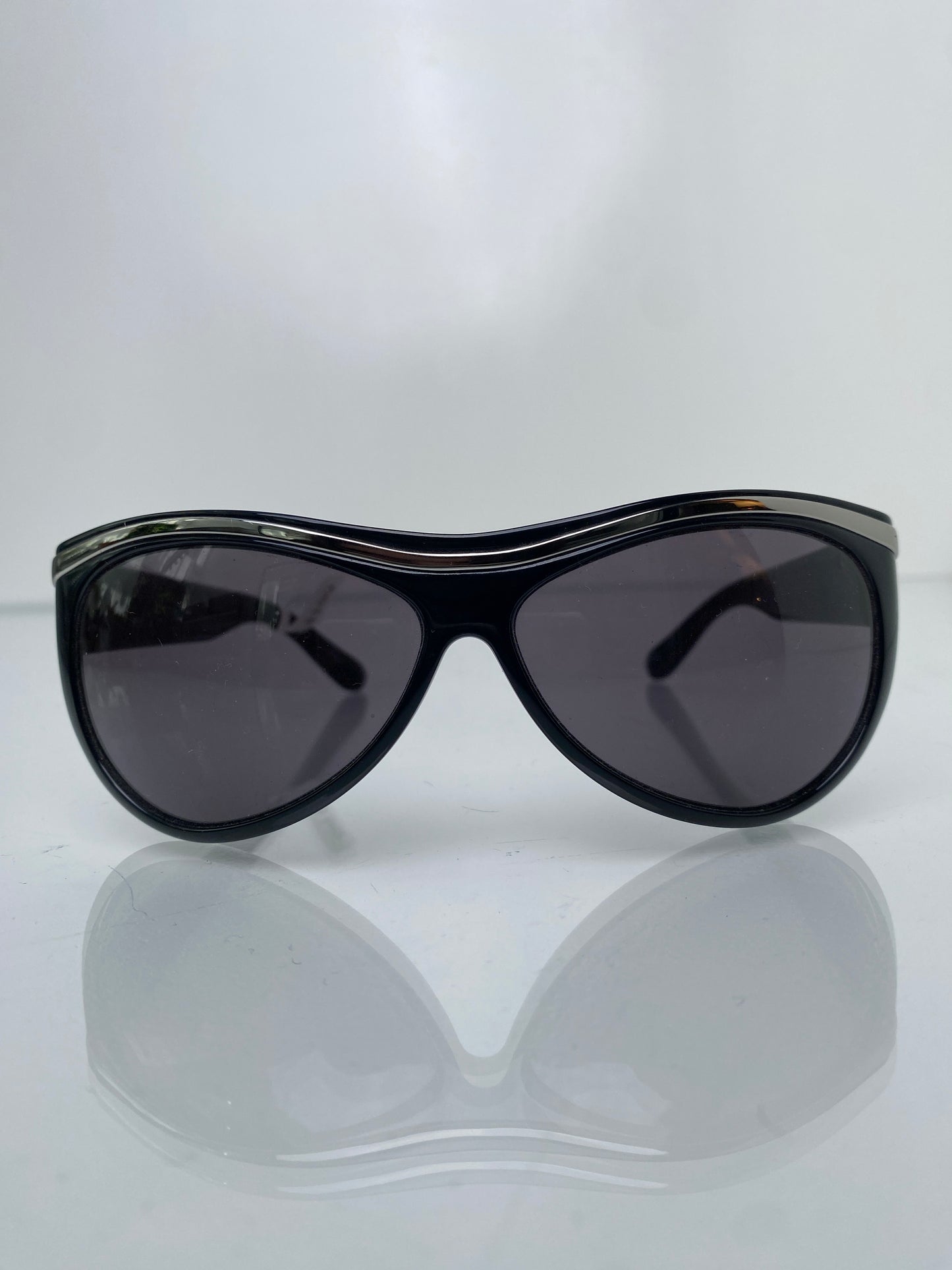 Gucci Black & Silver Sunglasses