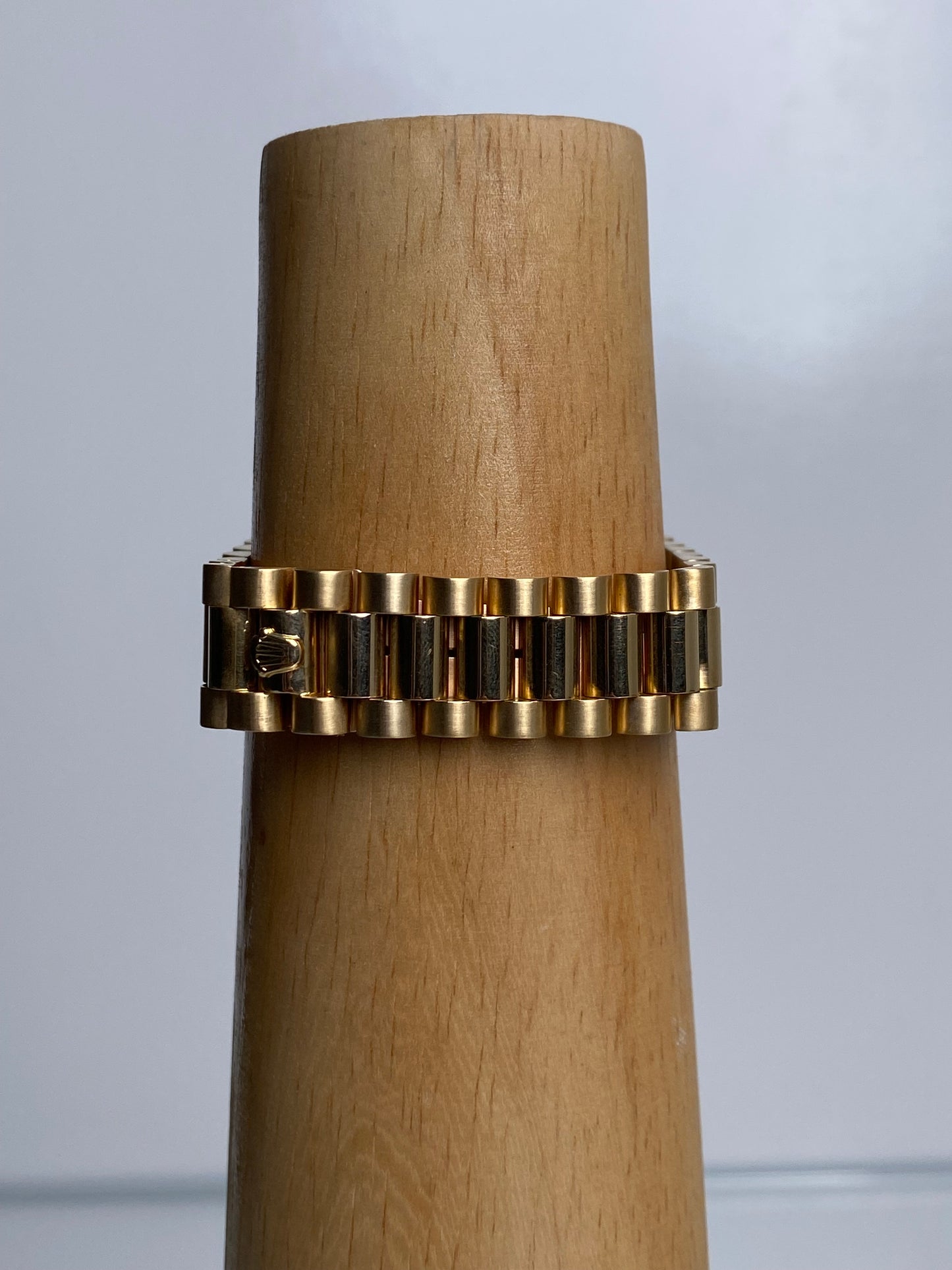 Rolex 36mm Oyster Perpetual Presidential Day Date Fluted Bezel 11 Diamonds