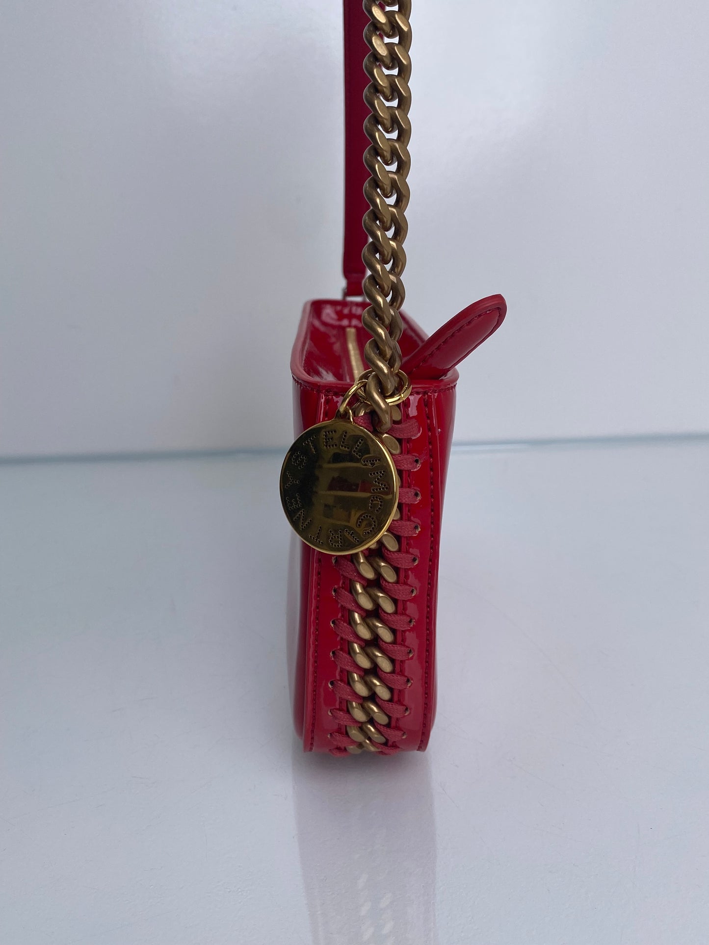 Stella McCartney Red Frayme Patent Faux Leather Shoulder Bag TTHW