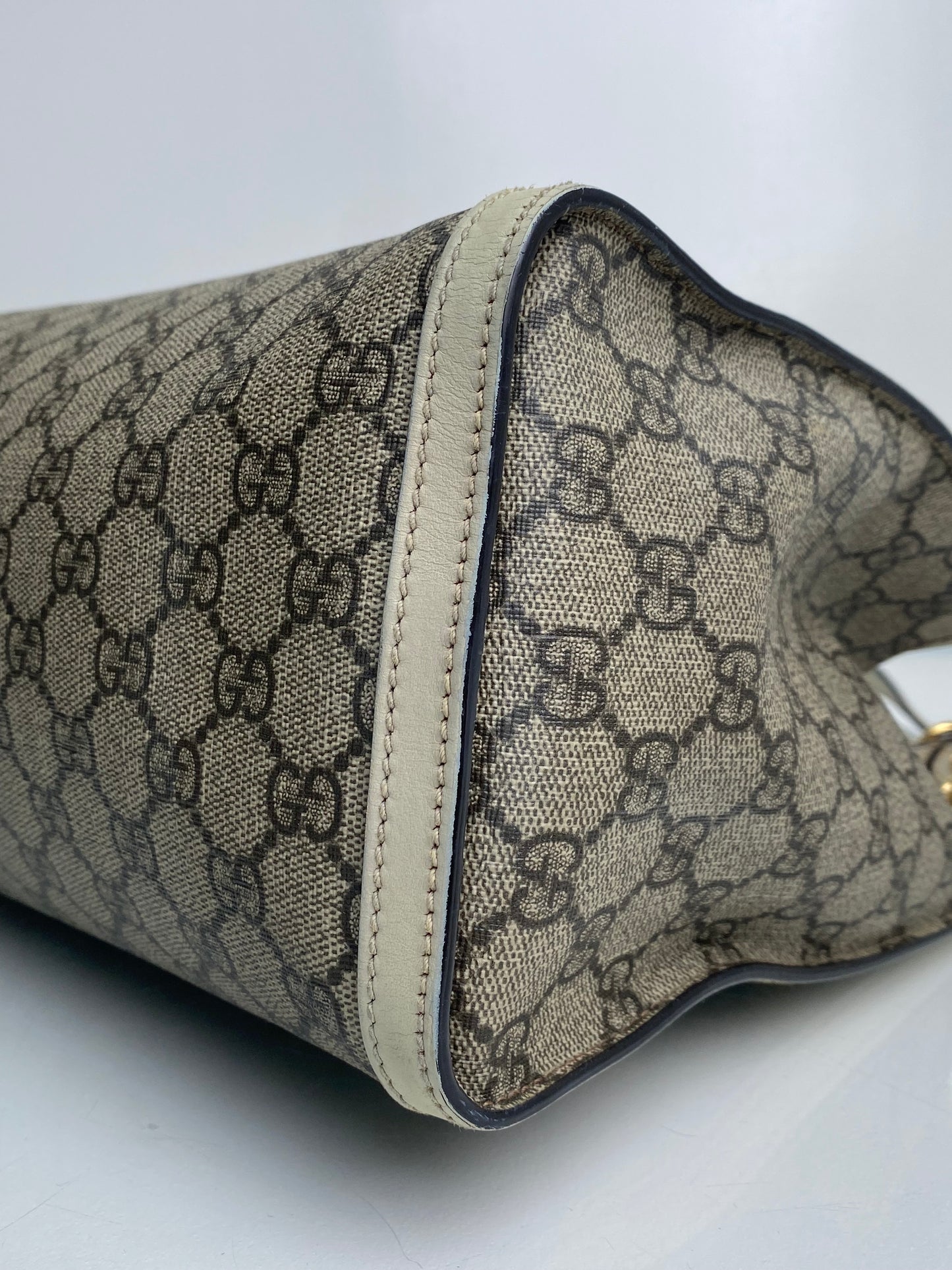 Gucci White GG Suprmeme Medium Padlock Tote Bag GHW (As Is)