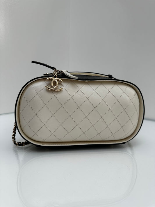 Chanel Vanity Case White & Black Cruise Collection
