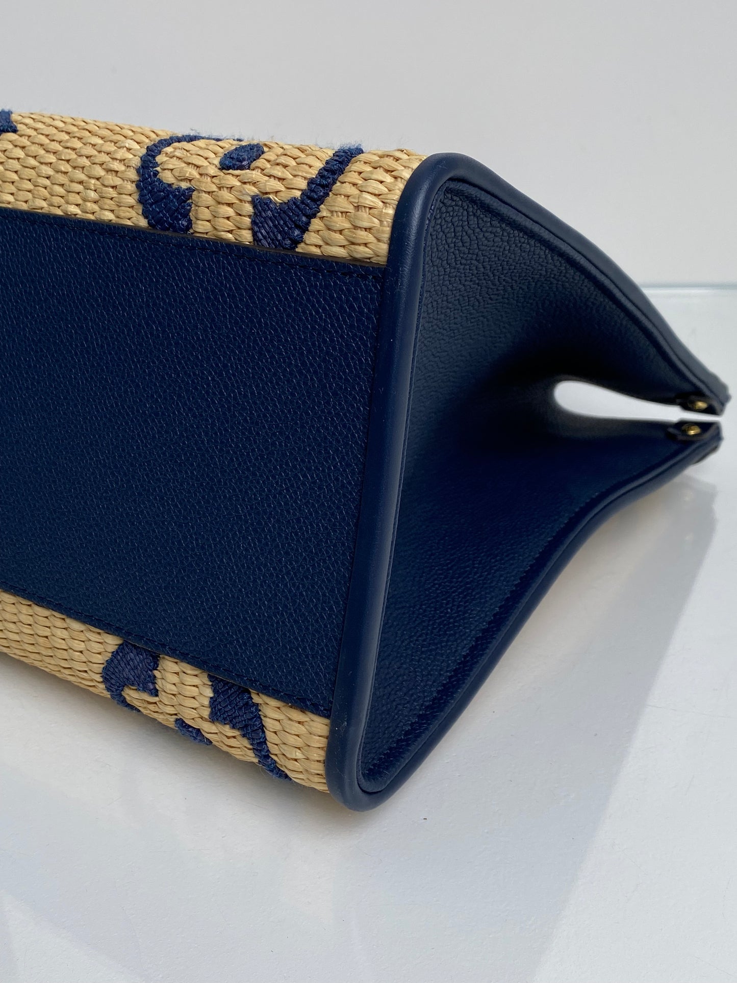 Louis Vuitton Tan & Navy Raffia On The Go Bag GHW