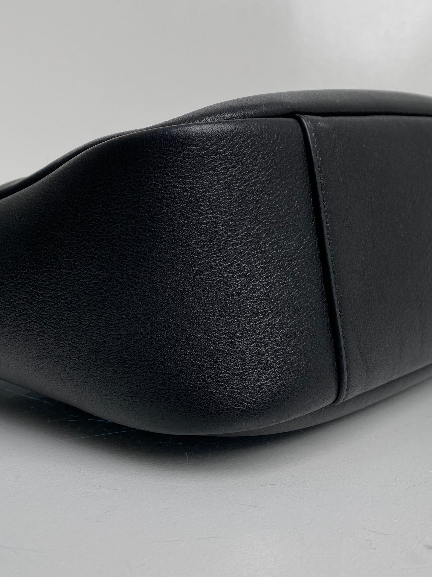 Saint Laurent Black Leather 5 Á 7 Small Bag GHW