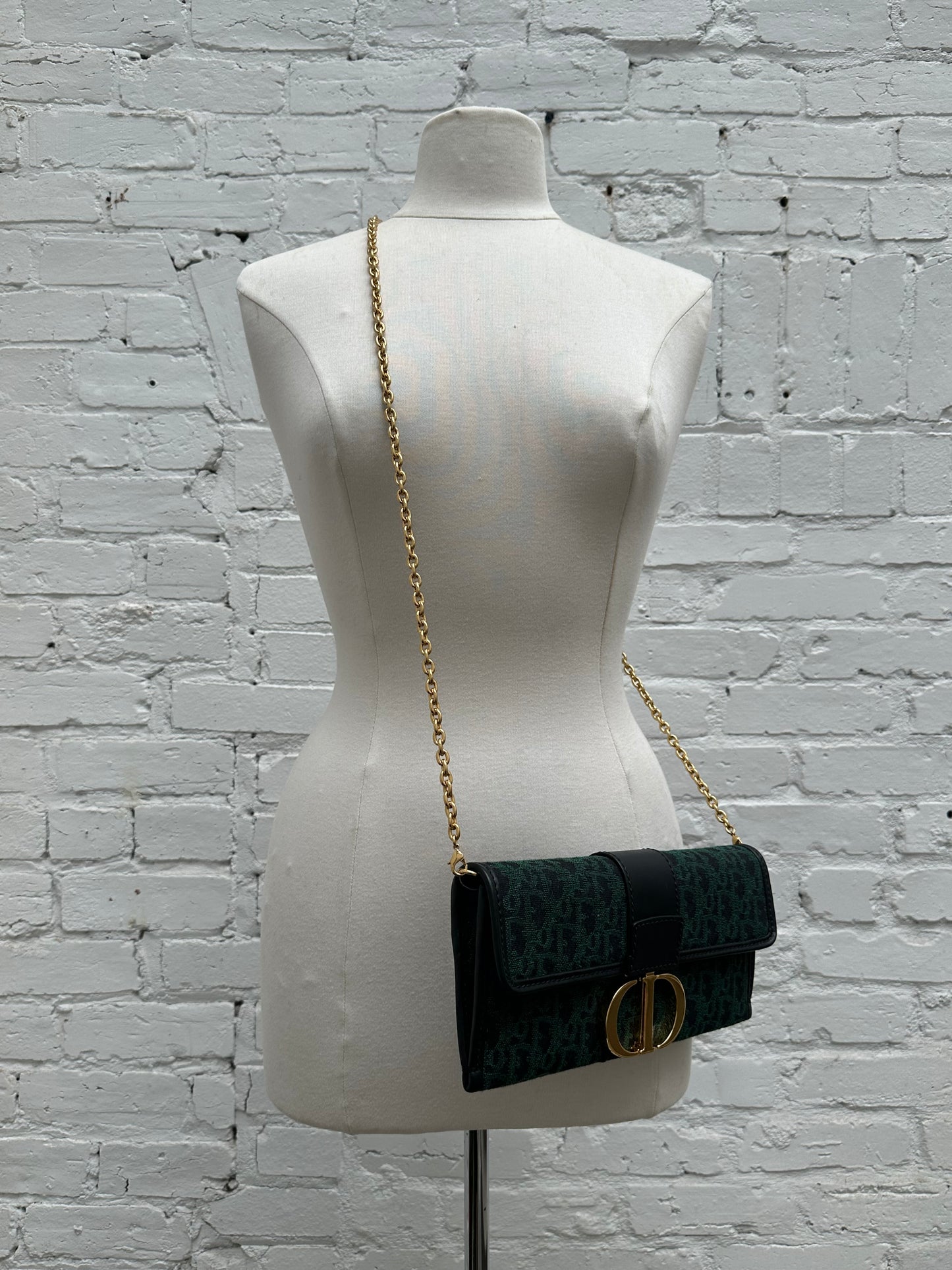 Dior 30 Montaigne Green Jacquard Logo Convertible Clutch with Chain GHW
