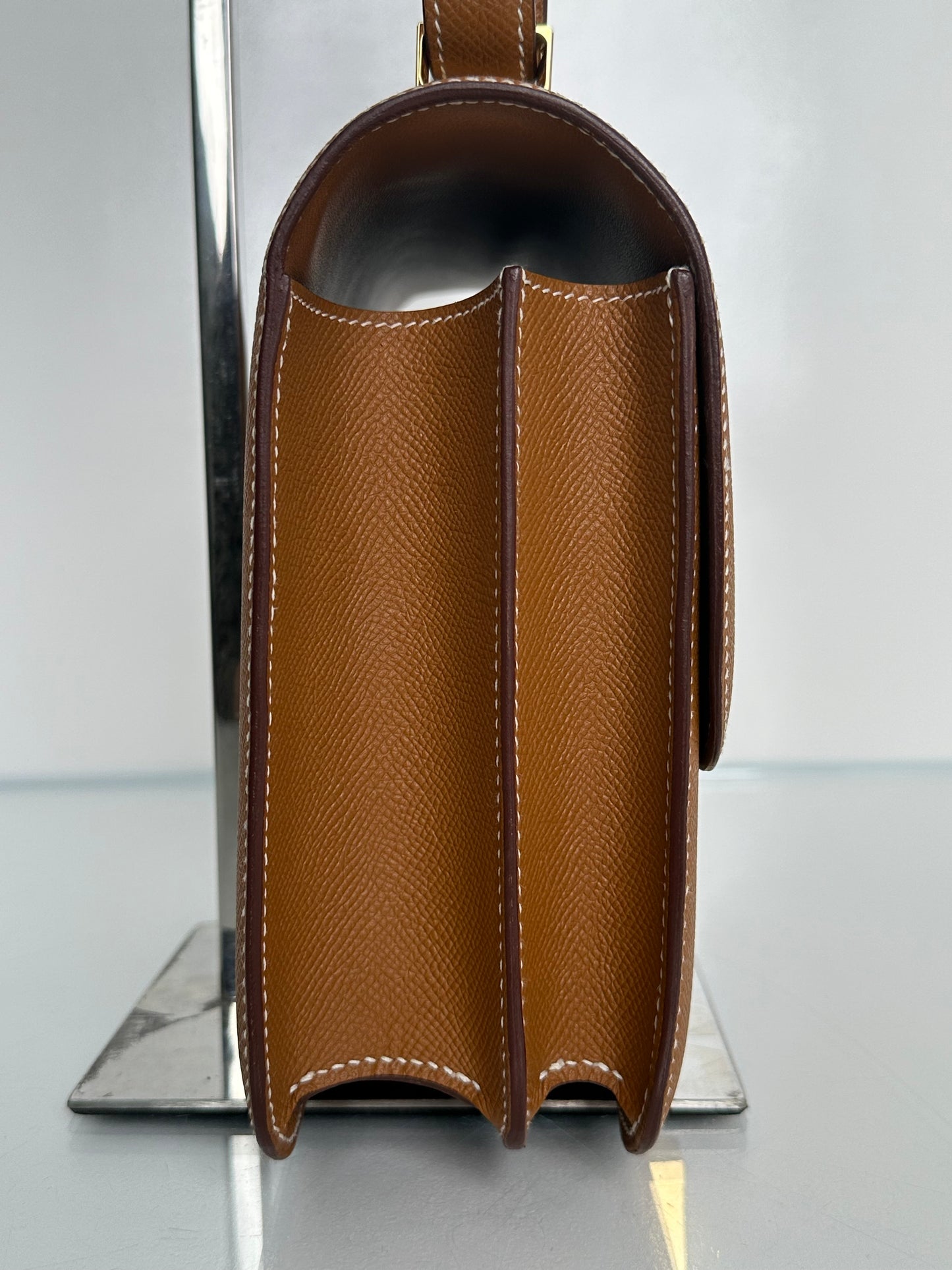 Hermes Constance 24 Gold Epsom GHW #Y