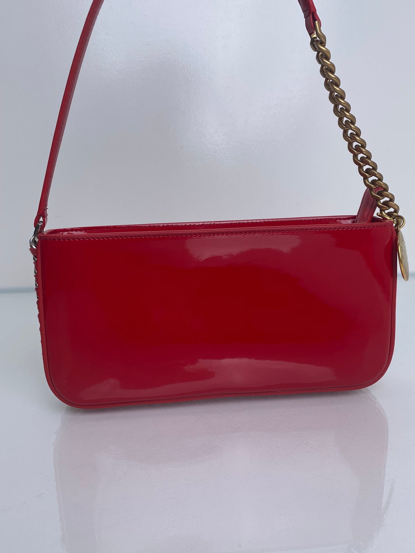 Stella McCartney Red Frayme Patent Faux Leather Shoulder Bag TTHW