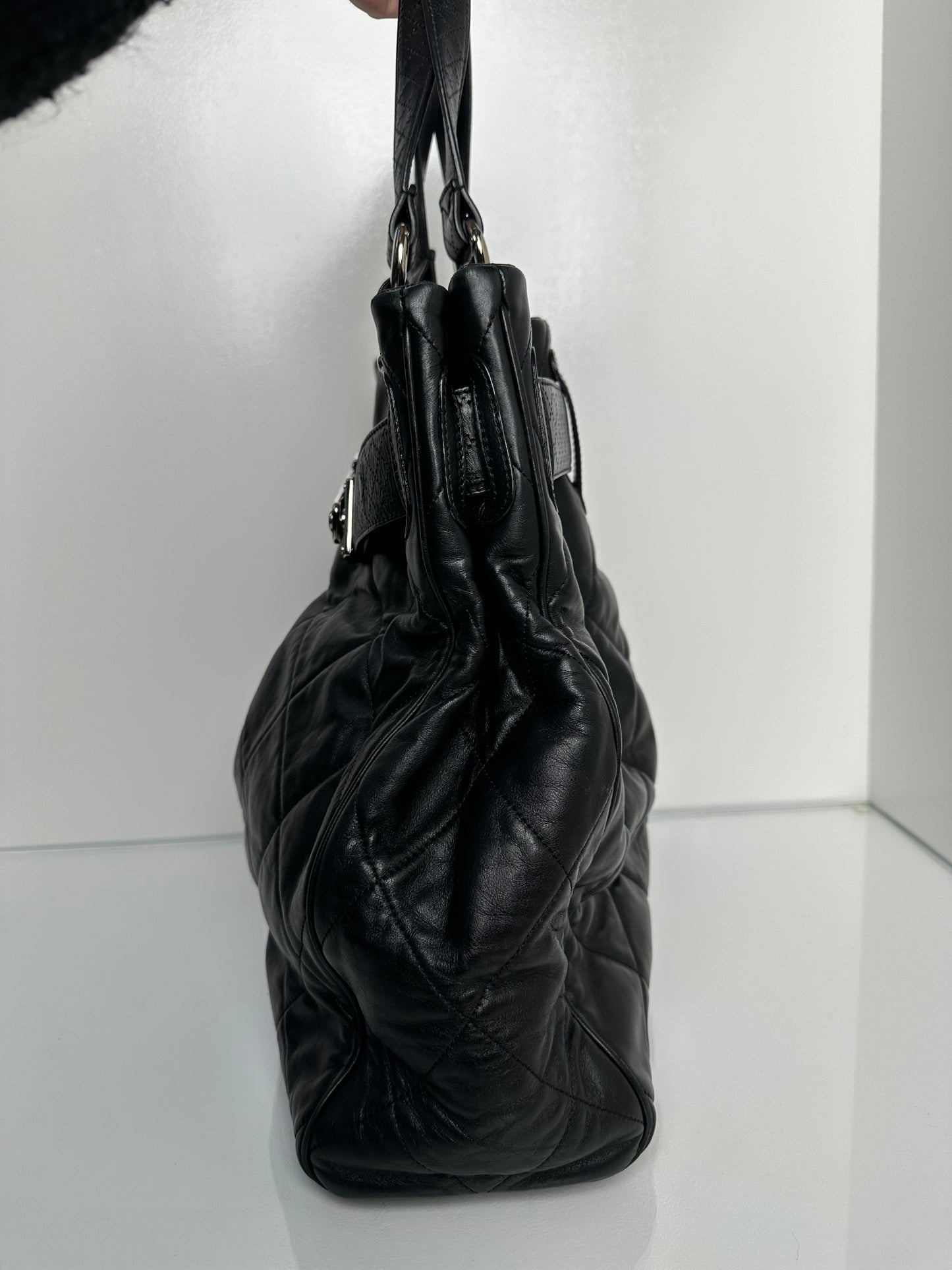 Chanel Black Lambskin Vintage Shoulder Bag SHW