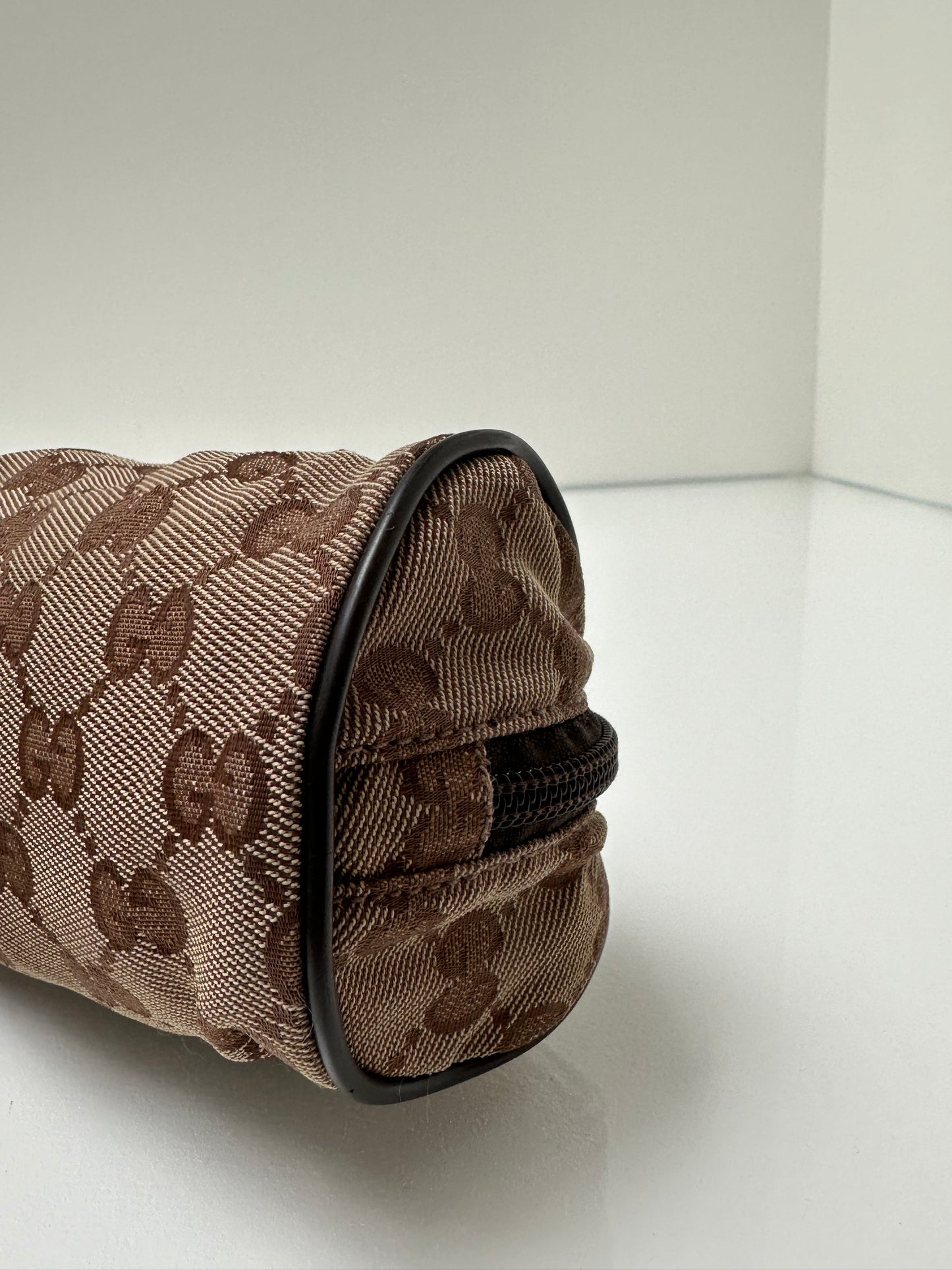 Gucci Vintage Brown Canvas Mini Zippy Pouch