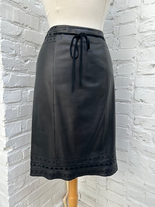 Oscar de la Renta Black Leather Skirt, 4