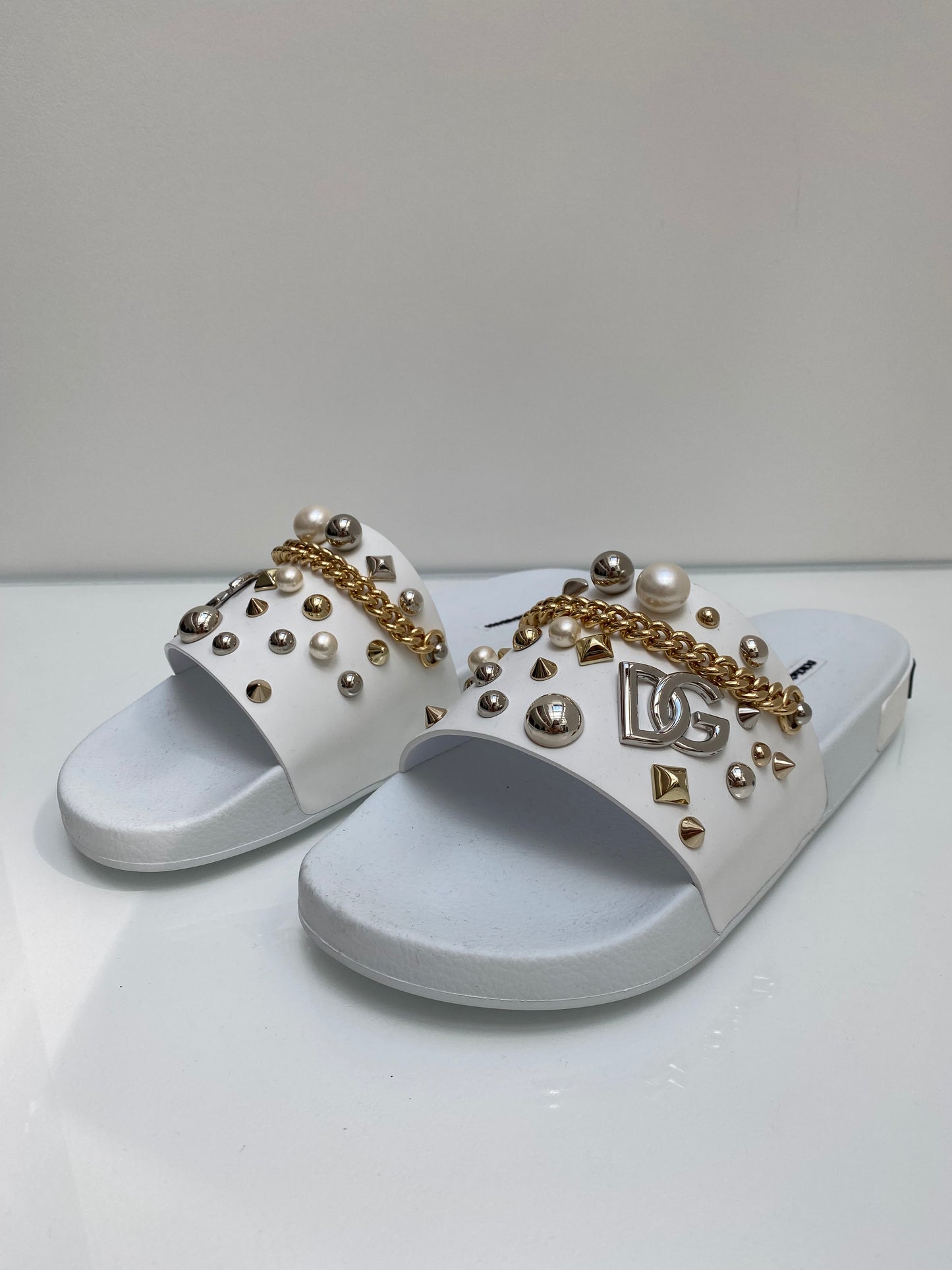 Dolce & Gabbana White Slides, Sz 46