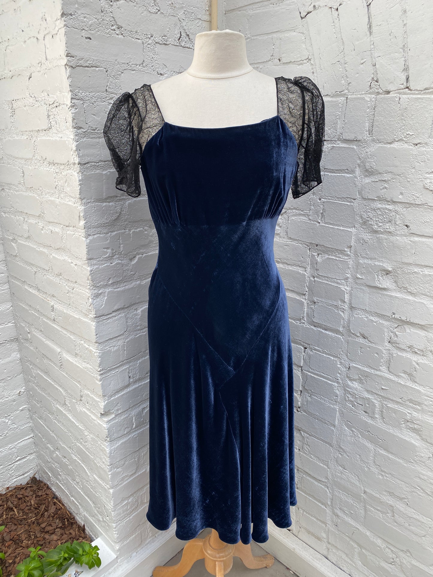 Ralph Lauren Purple Label Navy Velvet & Lace Dress, 10