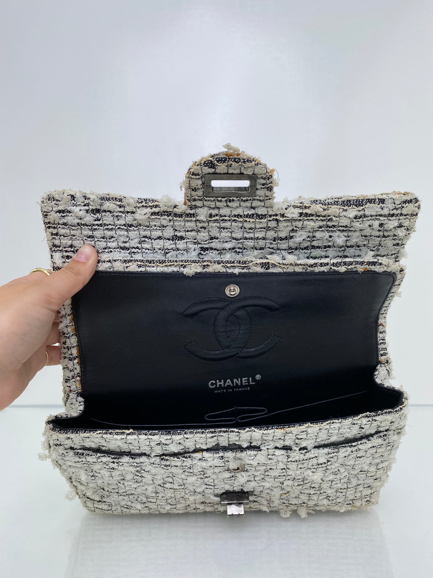 Chanel White, Black, & Navy Tweed 255 Reissue Garden Party Medium Flap Bag RHW #14