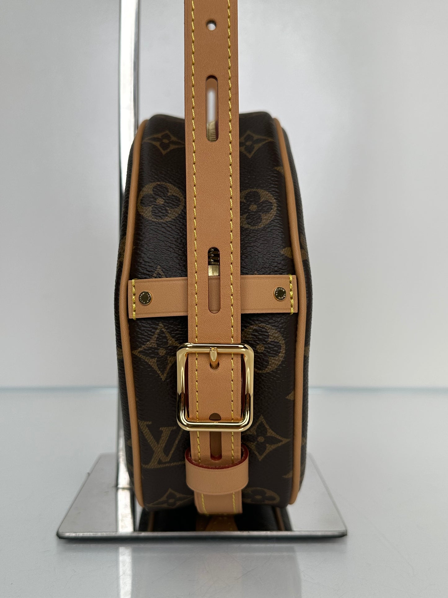 Louis Vuitton Monogram Boite Chapeau MM Bag GHW