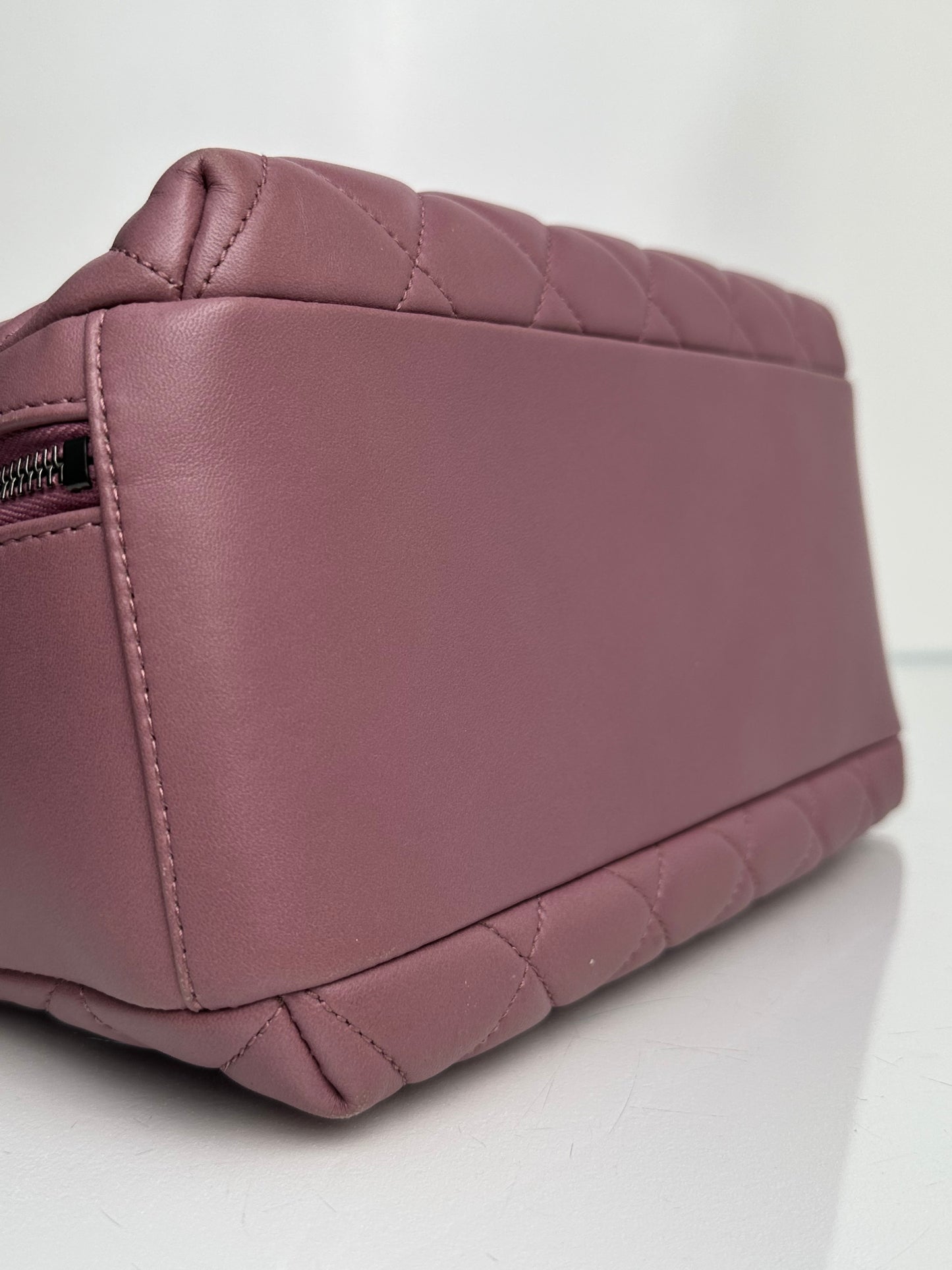 Chanel Mauve Lambskin Quilted Medium Trendy Bag RHW #21
