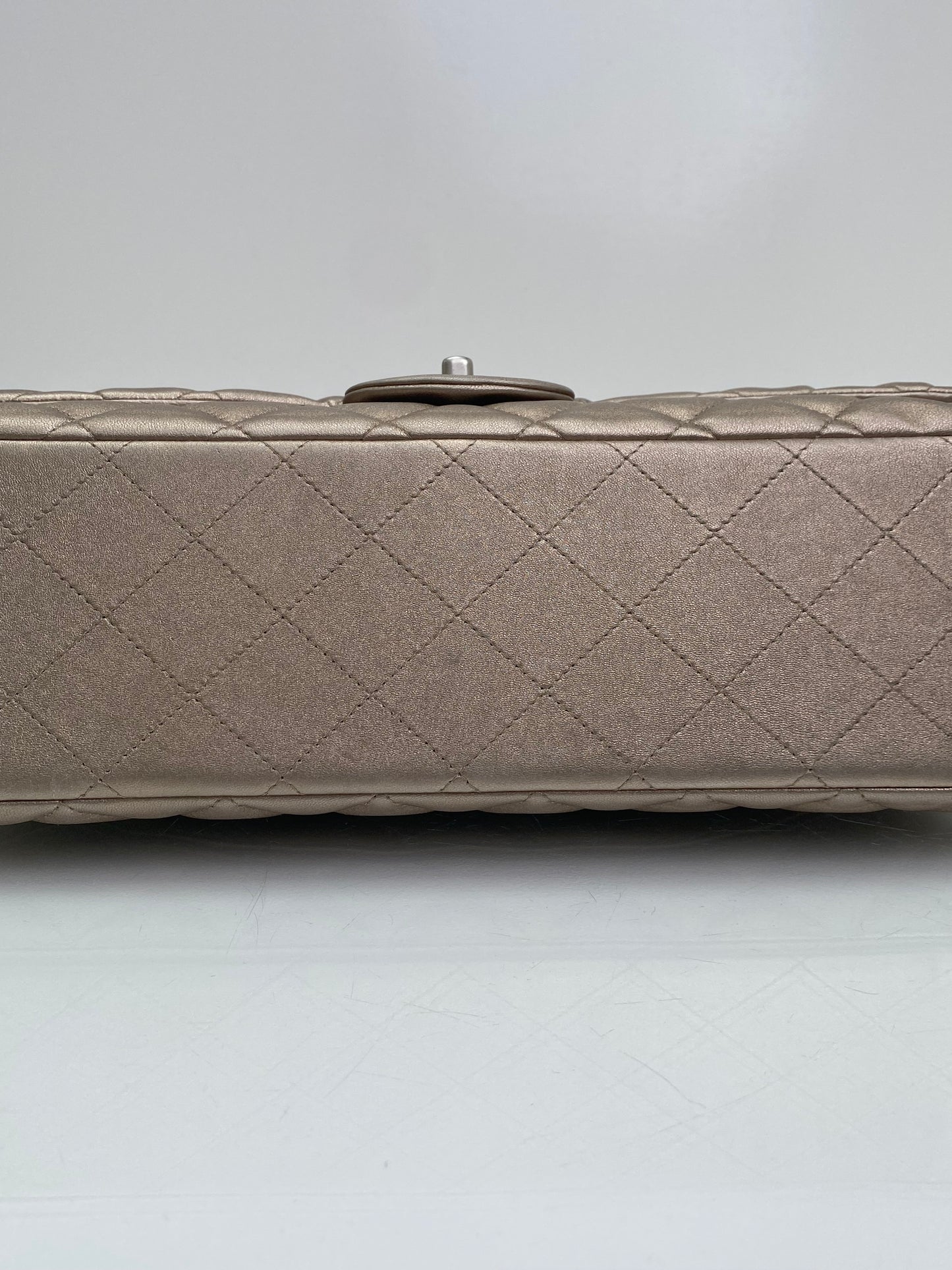 Chanel Single Flap Maxi Lambskin Pewter SHW