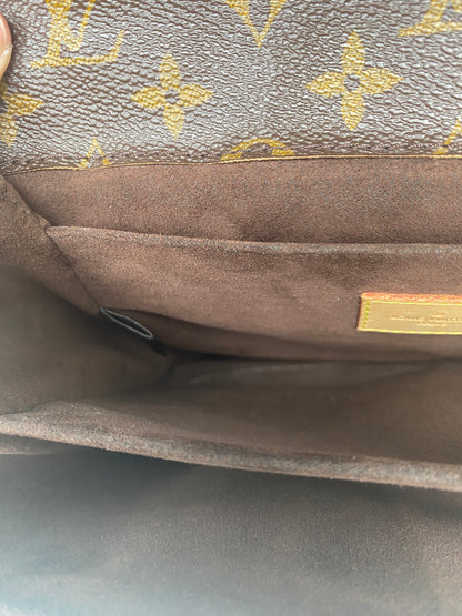 Louis Vuitton Monogram Pochette Metis Bag GHW