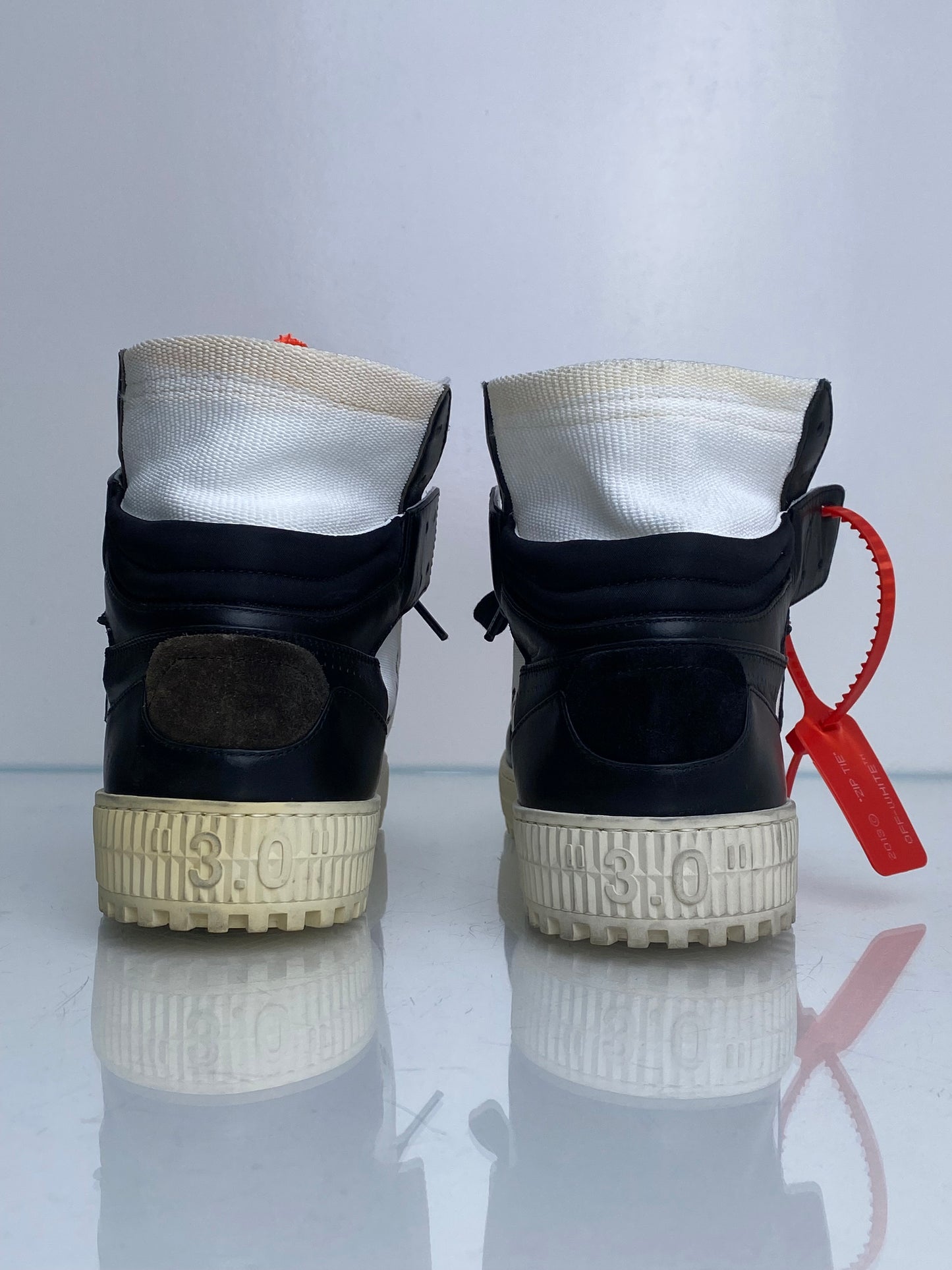 Off-White Men’s Black & White “Sample” Sneakers, 43