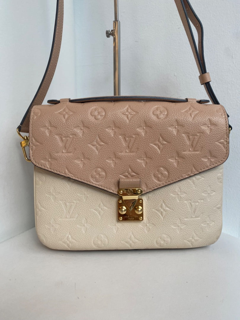 Louis Vuitton Two Tone Pochette Metis Crossbody Bag – Airee Edwards