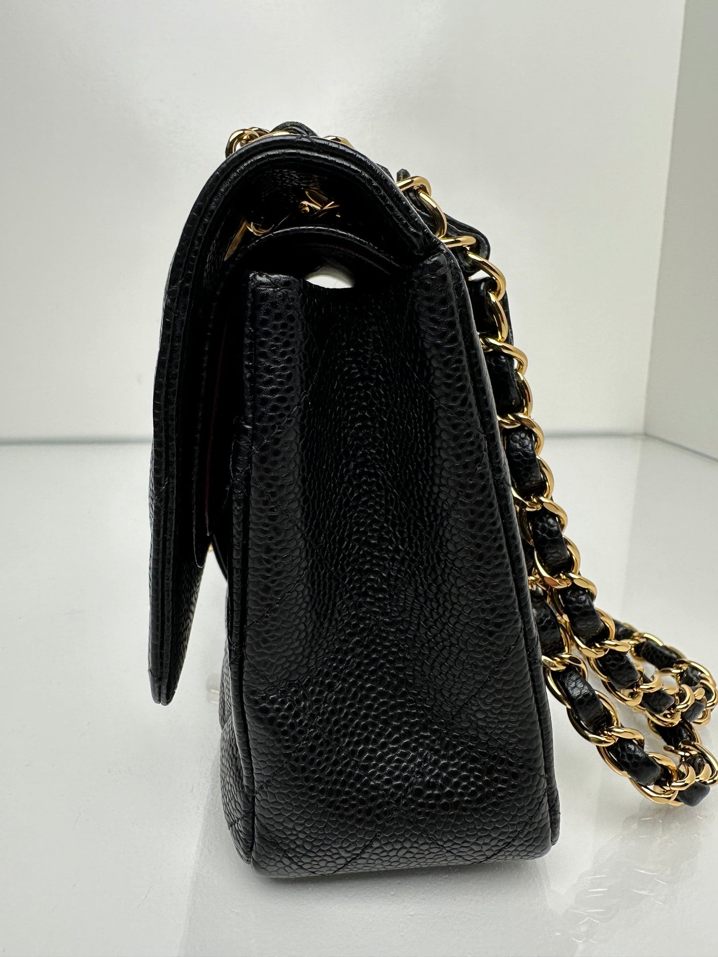 Chanel Black Medium Caviar Classic Double Flap GHW