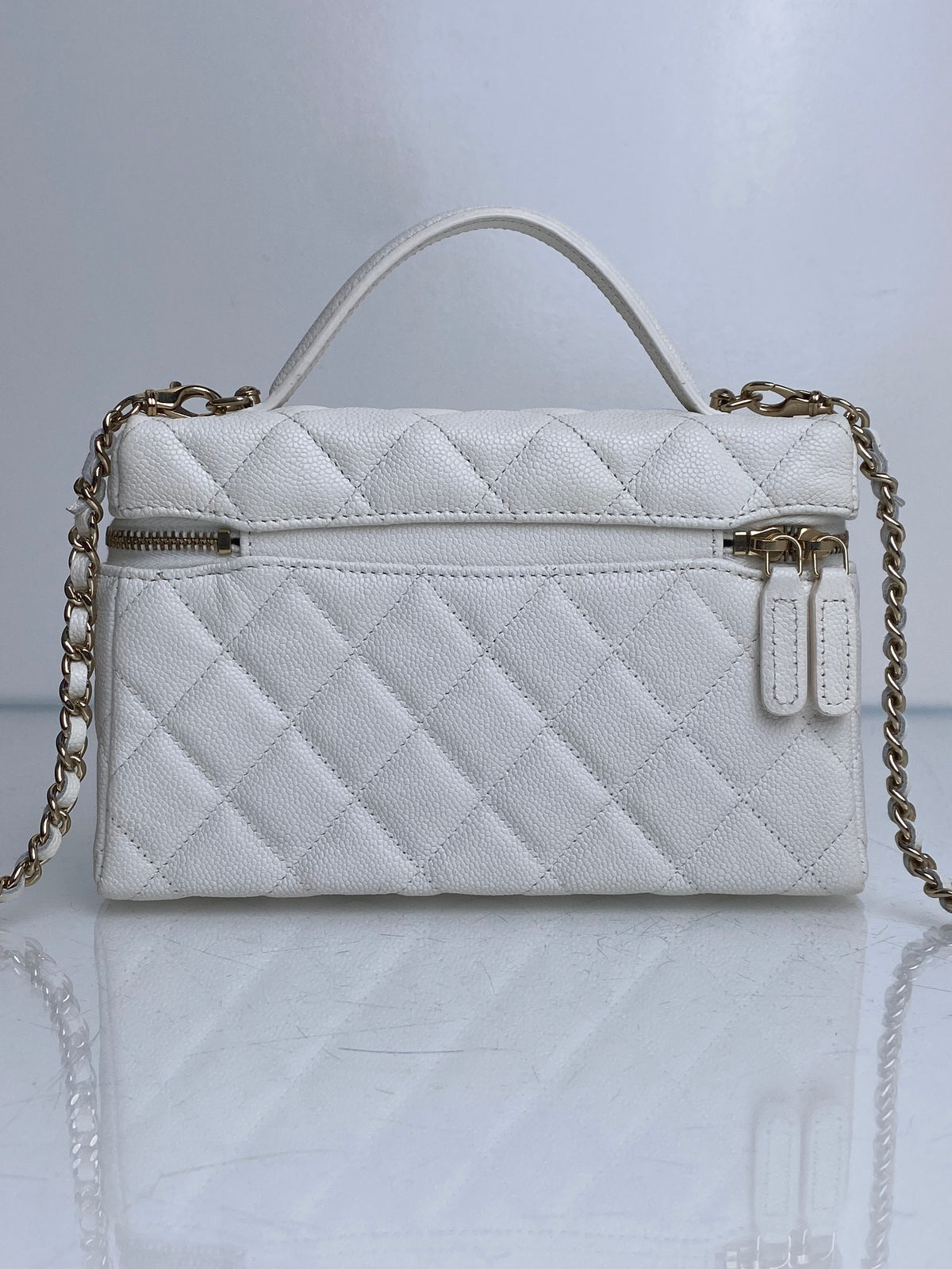 Chanel White Quilted Caviar Slim Vanity Case Crossbody Bag GHW