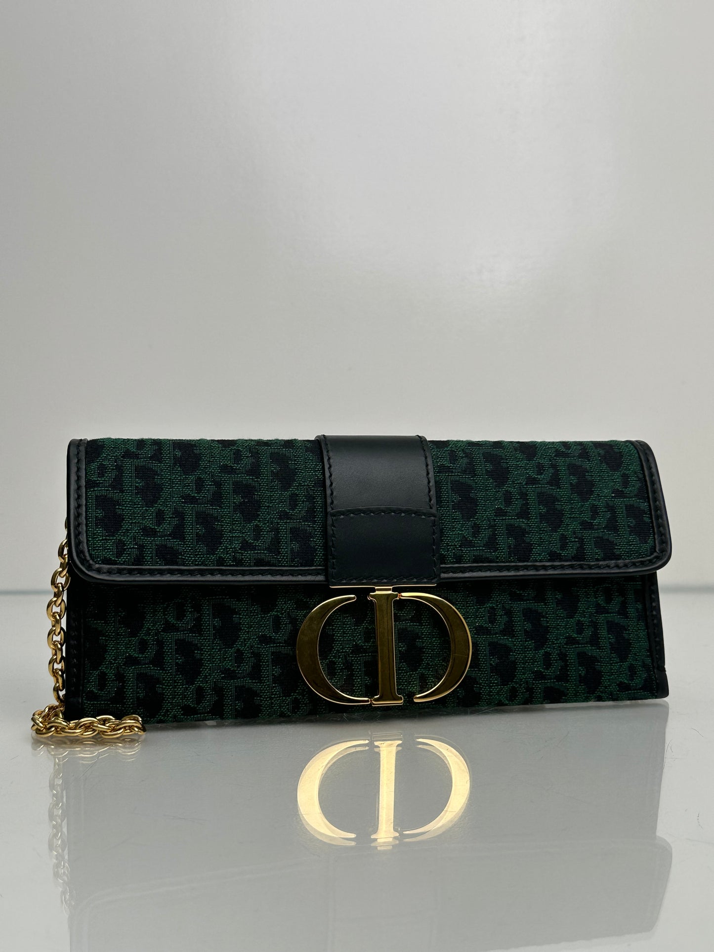 Dior 30 Montaigne Green Jacquard Logo Convertible Clutch with Chain GHW