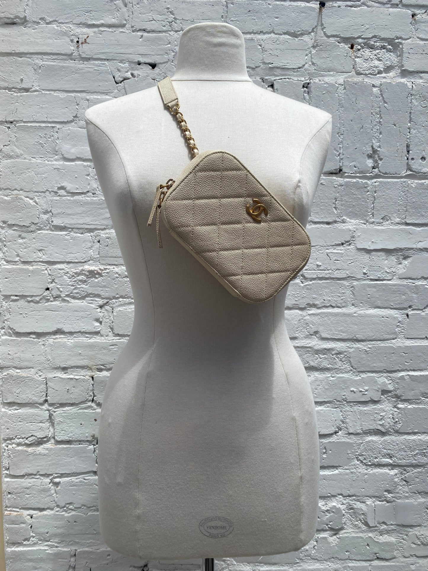 Chanel Cream Caviar Camera Bum Bag GHW