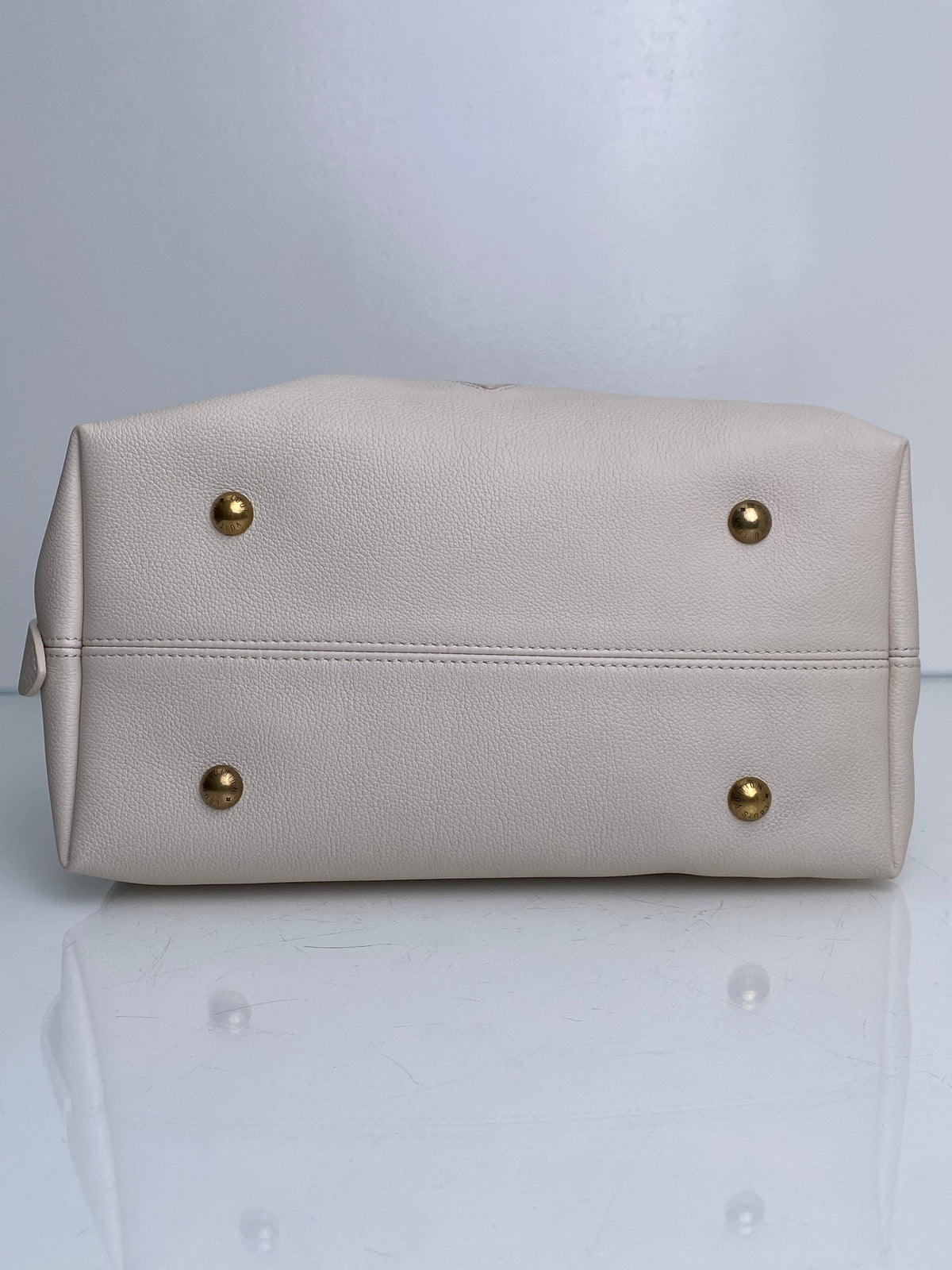Louis Vuitton V Quartz Gris Low Key Hobo MM Bag GHW