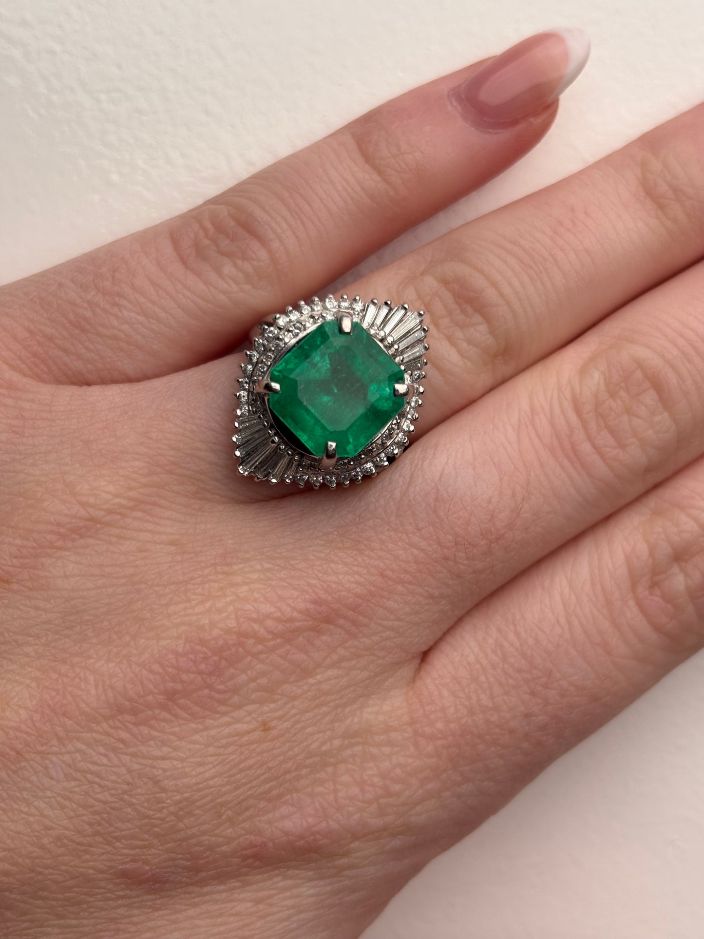 6.45 ct Emerald & 0.80 ctw Diamond Platinum Ring, 5.75