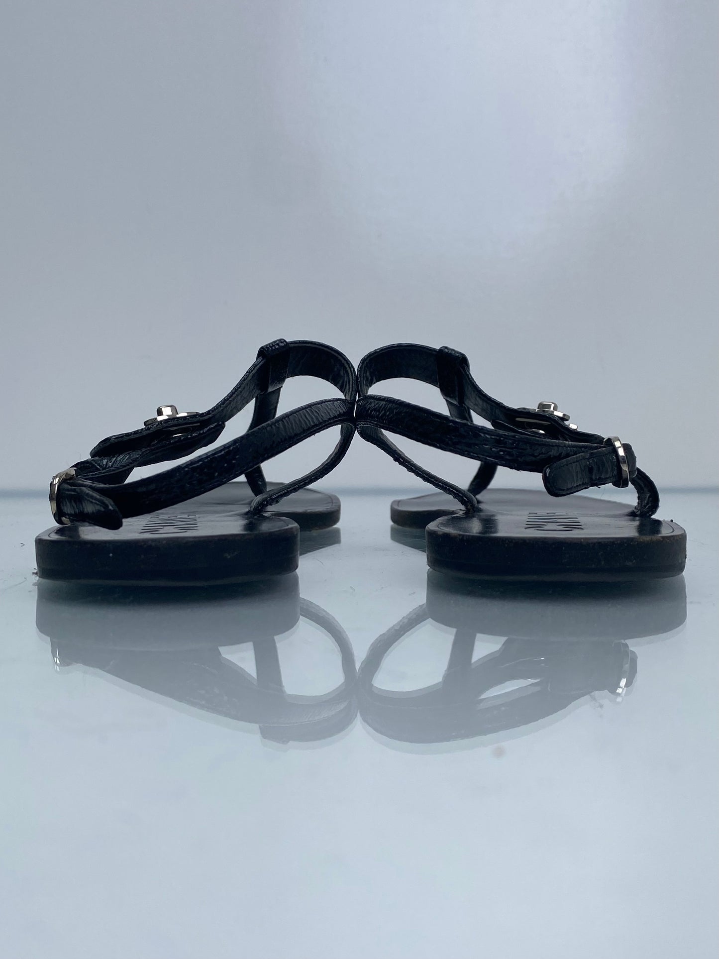 Chanel Black Patent Crinkle Calfskin Interlocking CC T Strap Sandals, 39.5