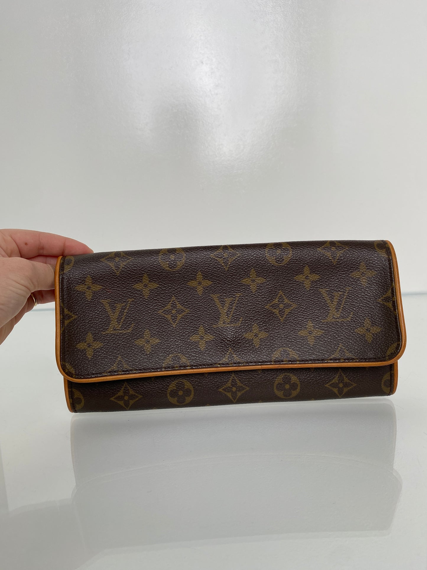 Louis Vuitton Monogram Clutch